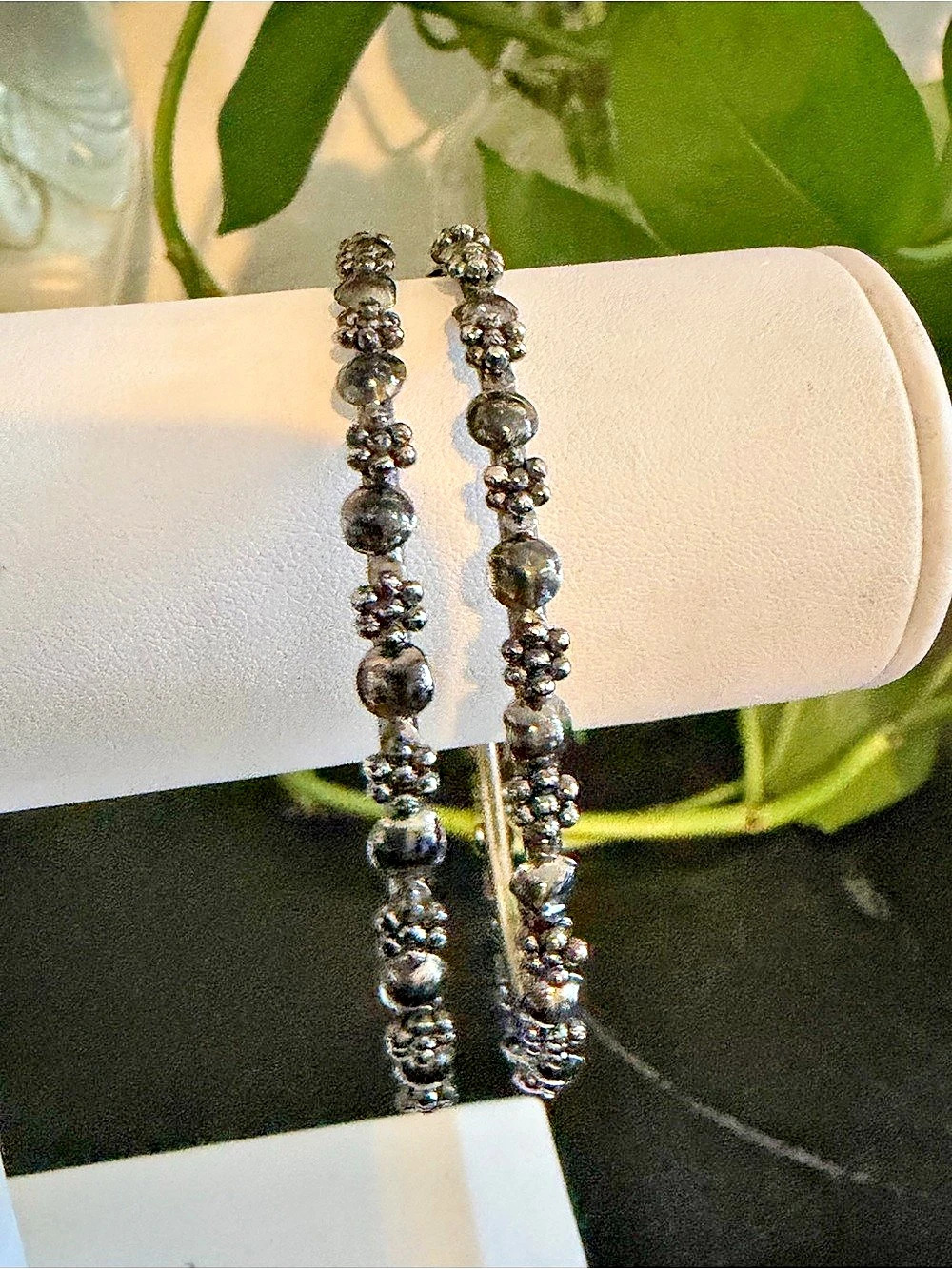 Vintage Gunmetal Flowers & Dots Textured Bangle Bracelet Set 2
